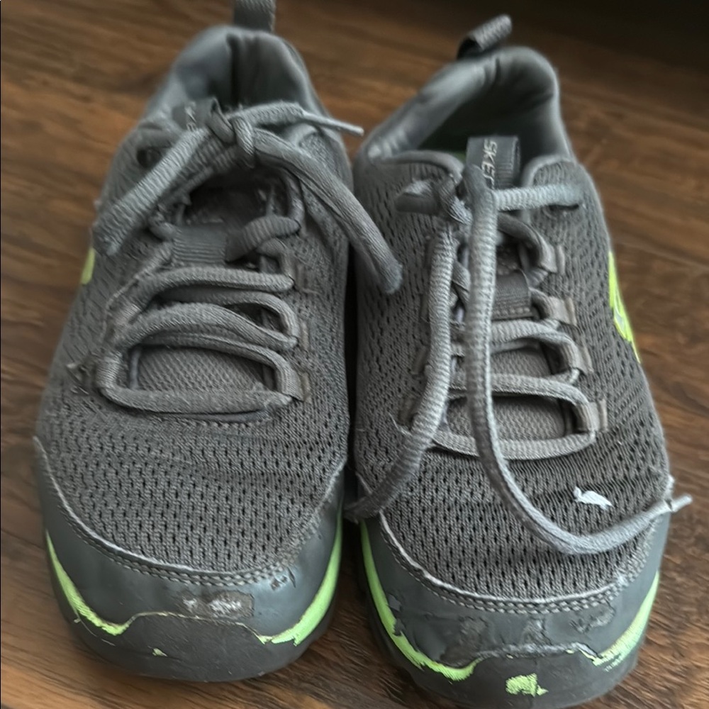 Skechers Kids Gray and Green Shoes size 5 fair condition with some flaws - Picture 7 of 13